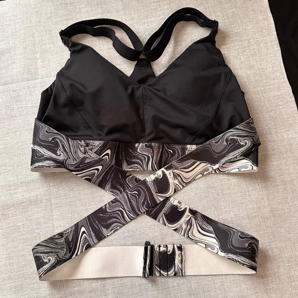 Adore Me Maven Impact Sports Bra with Racerback Design Size Medium